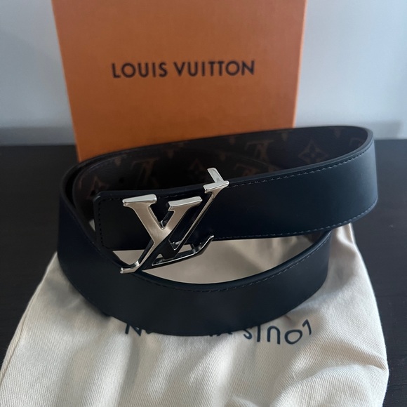Louis Vuitton Women’s Belt - Picture 2 of 3